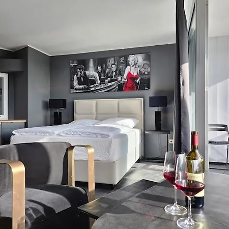 Panorama-luxus Im 21 Stockwerk ! Appartement Schleswig