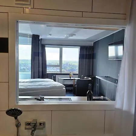 Panorama-luxus Im 21 Stockwerk ! * Schleswig