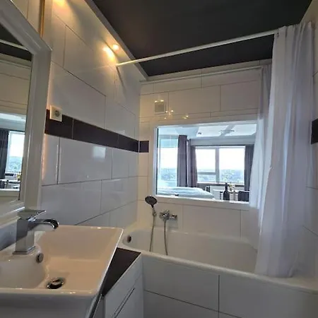 Panorama-luxus Im 21 Stockwerk ! Apartment Schleswig