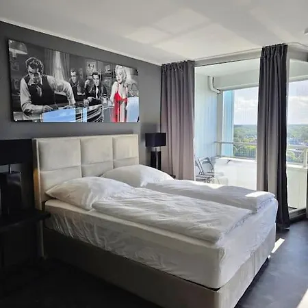 Panorama-luxus Im 21 Stockwerk ! * Schleswig