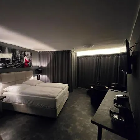 Panorama-luxus Im 21 Stockwerk !