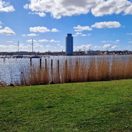Panorama-luxus Im 21 Stockwerk ! Apartment Schleswig