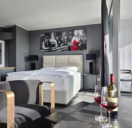 Panorama-luxus Im 21 Stockwerk ! Appartement Schleswig